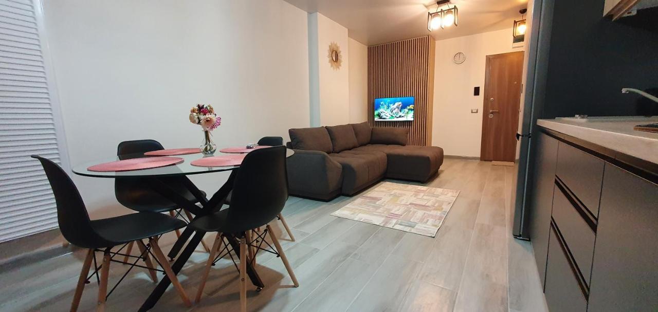 Helin Apartament By Alezzi N10 Năvodari Extérieur photo