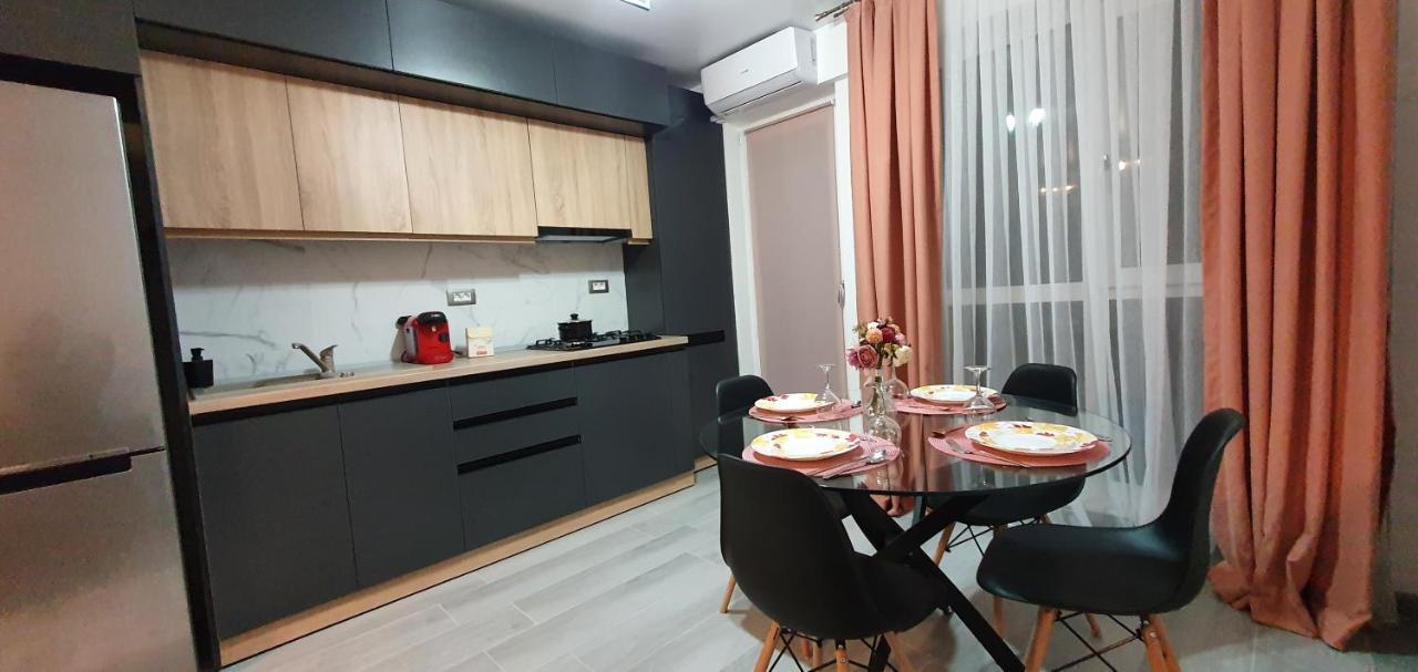 Helin Apartament By Alezzi N10 Năvodari Extérieur photo